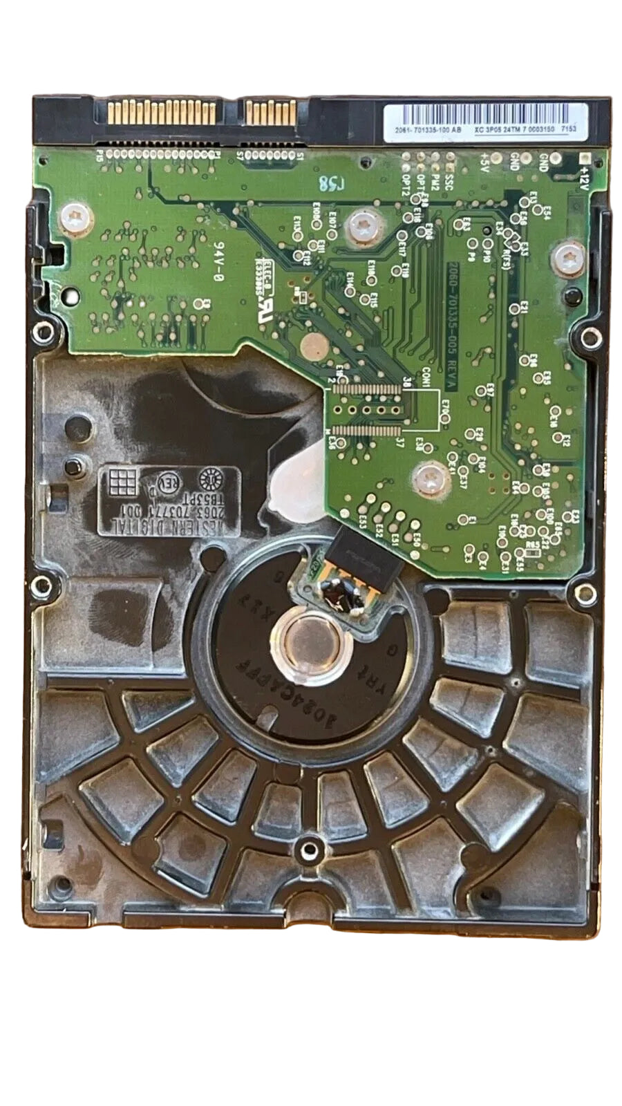 WD2500JS-41SGB0 – 2060-701335-005 Rev A – DSCAYT2CAN – 1024CAPT YR4 Q X43 – Date: 24 OCT 2006 – 250GB – 3.5" – SATA