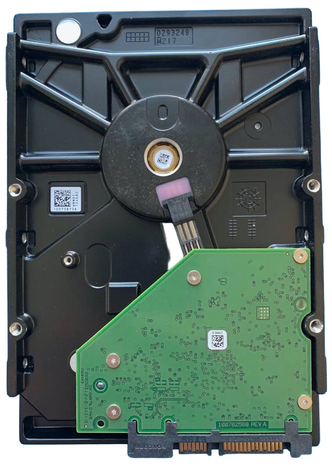 ST2000DM001 – 100762568 Rev A – S/N: Z8E02LQN – P/N: 1ER164-044 – F/W: AQ03 – Site: TK – Date: 16292 – 2TB – 3.5" – SATA
