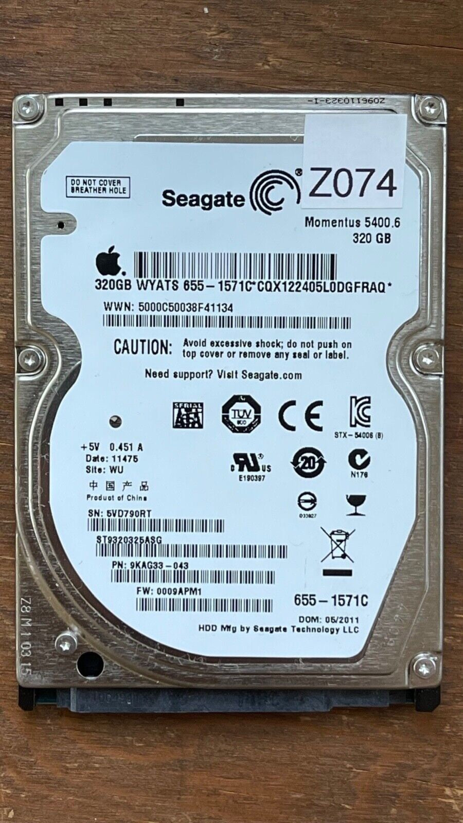 ST9320325ASG – 100579506 Rev B – S/N: 5VD790RT – P/N: 9KAG33-043 – F/W: 0009APM1 – Site: WU – Date: 11475 – 320GB – 2.5" – SATA