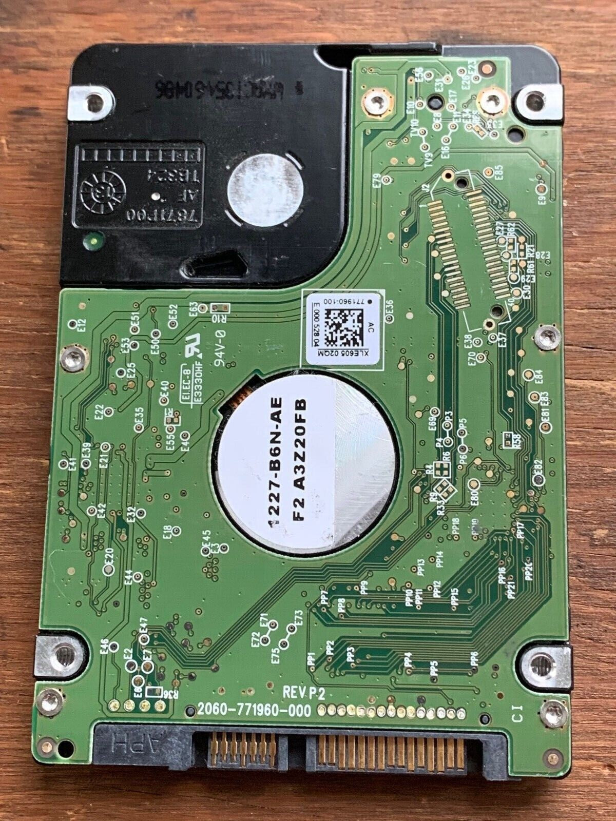 WD10JPVX-22JC3T0 – 2060-771960-000 REV P2 – EBUTJBB – 1227-B6N-AE F2 A3Z20FB – 1TB – 2.5" – SATA