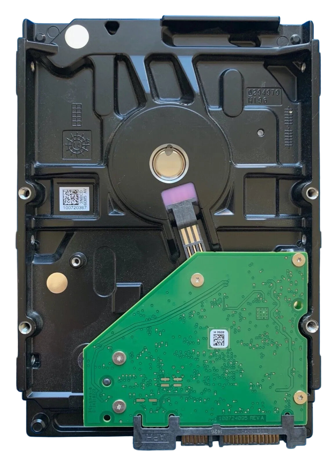 ST1000DM003 – 100724095 REV A – S/N: Z4Y2BB7Y – P/N: 1ER162-040 – F/W: AP14 – Site: TK – Date: 15123 – 1TB – 3.5" – SATA