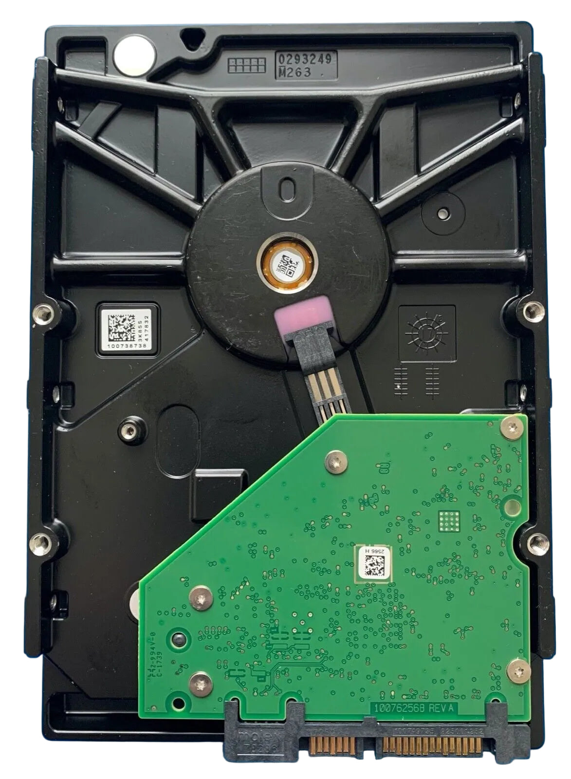 ST2000DM001 – 100762568 REV A – S/N: Z8E0V7YW – P/N: 1ER164-044 – F/W: AQ03 – Site: TK – Date: 18197 – 2TB – 3.5" – SATA