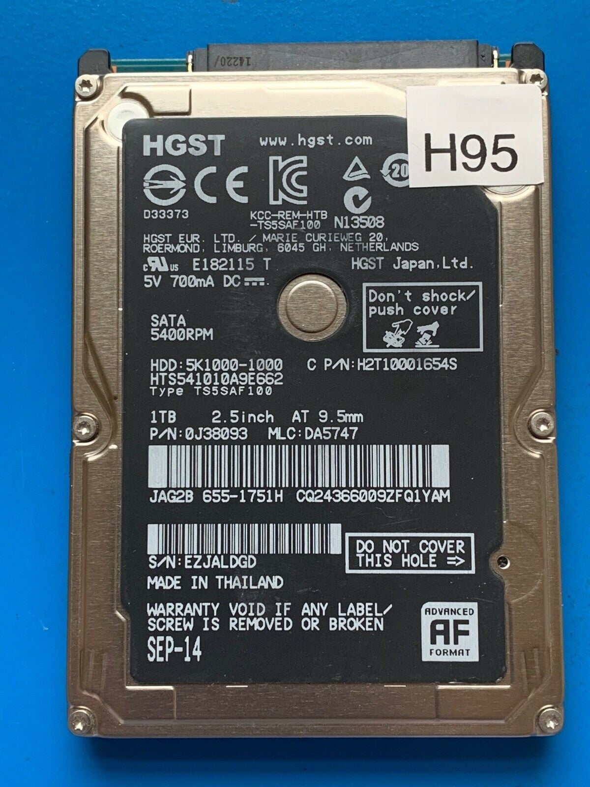 HTS541010A9E662 – 0J24275 DA5092 – DA5747 – P/N: 0J38093 – 1TB – 2.5" – SATA