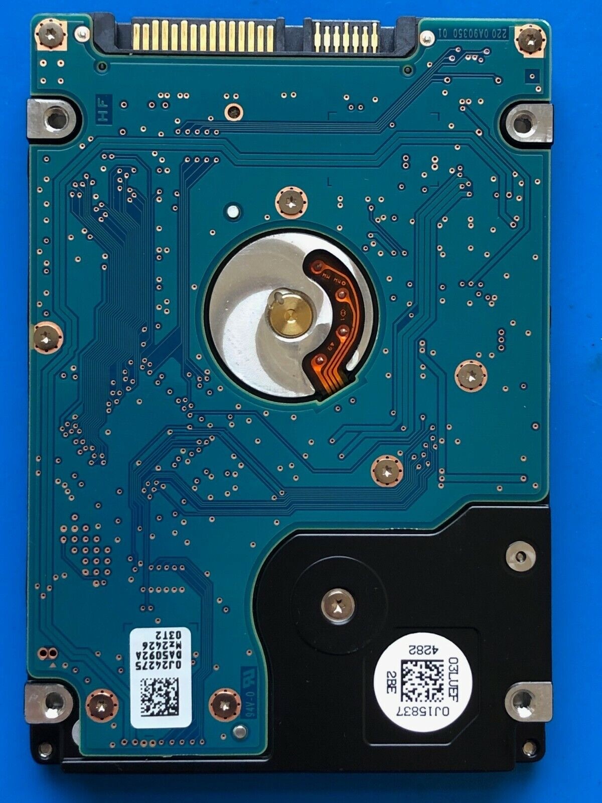 HTS541010A9E662 – 0J24275 DA5092 – HDD:5K1000-1000 – TS5SAF100 – DA5747 – P/N: 0J38093 – 1TB – 2.5" – SATA