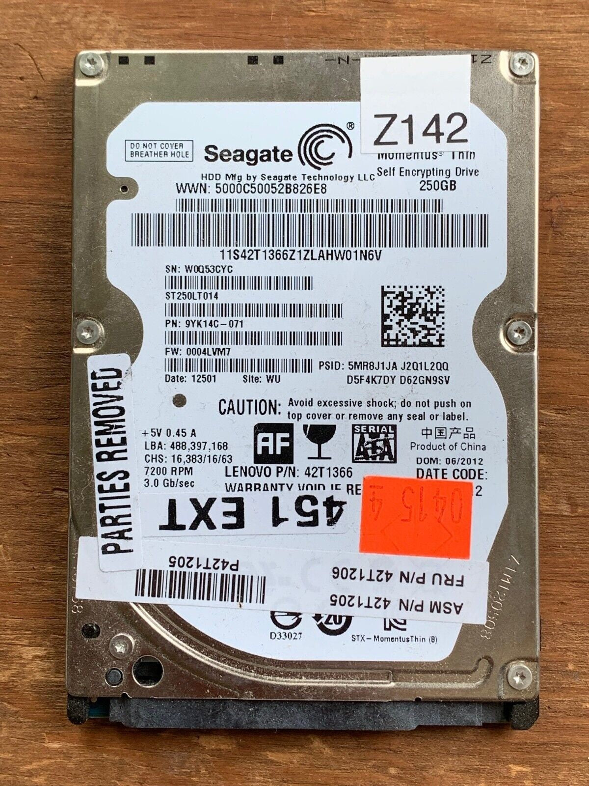 ST250LT014 – 100611631 Rev A – S/N: W0Q53CYC – P/N: 9YK14C-071 – F/W: 0004LVM7 – Site: WU – Date: 12501 – 250GB – 2.5" – SATA