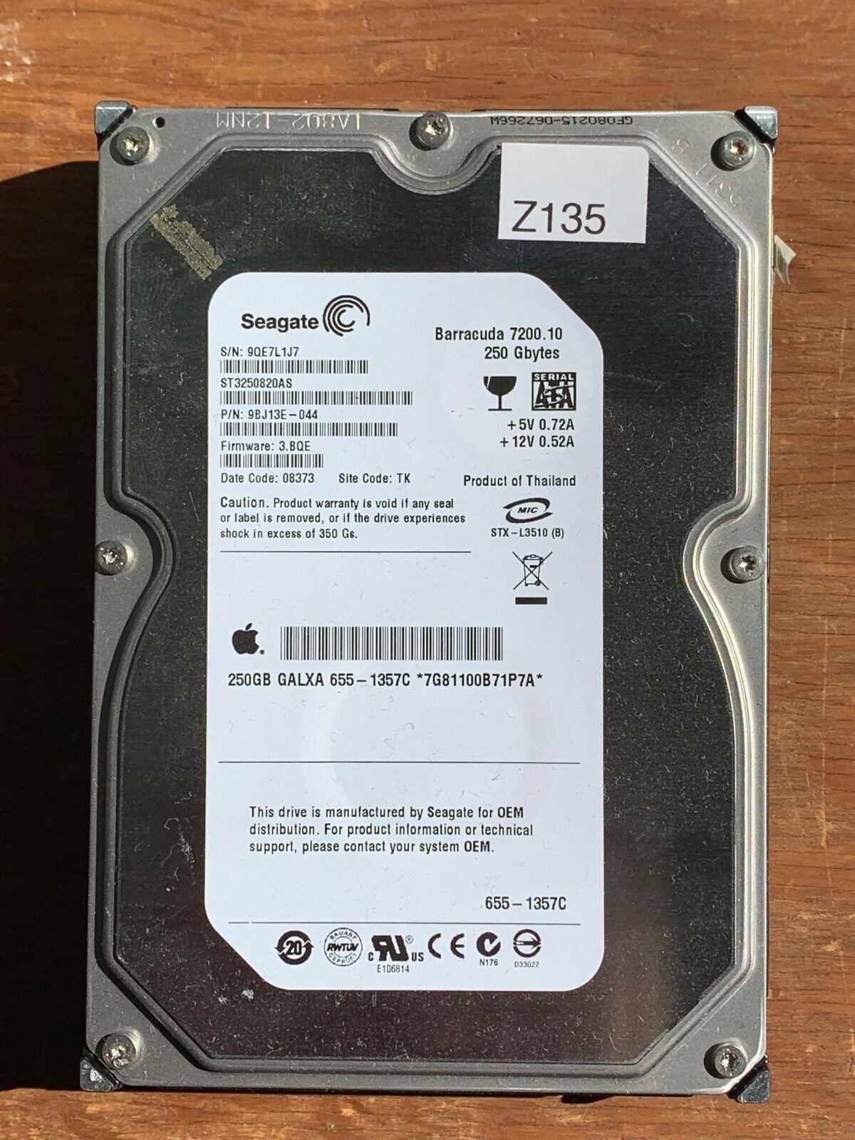 ST3250820AS – 100406540 Rev F – S/N: 9QE7L1J7 – P/N: 9BJ13E-044 – F/W: 3.BQE – Site: TK – Date: 08373 – 250GB – 3.5" – SATA