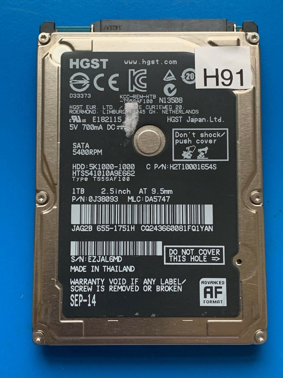 HTS541010A9E680 – 0J24275 DA5092 – DA5747 – P/N: 0J39093 – 1TB – 2.5" – SATA