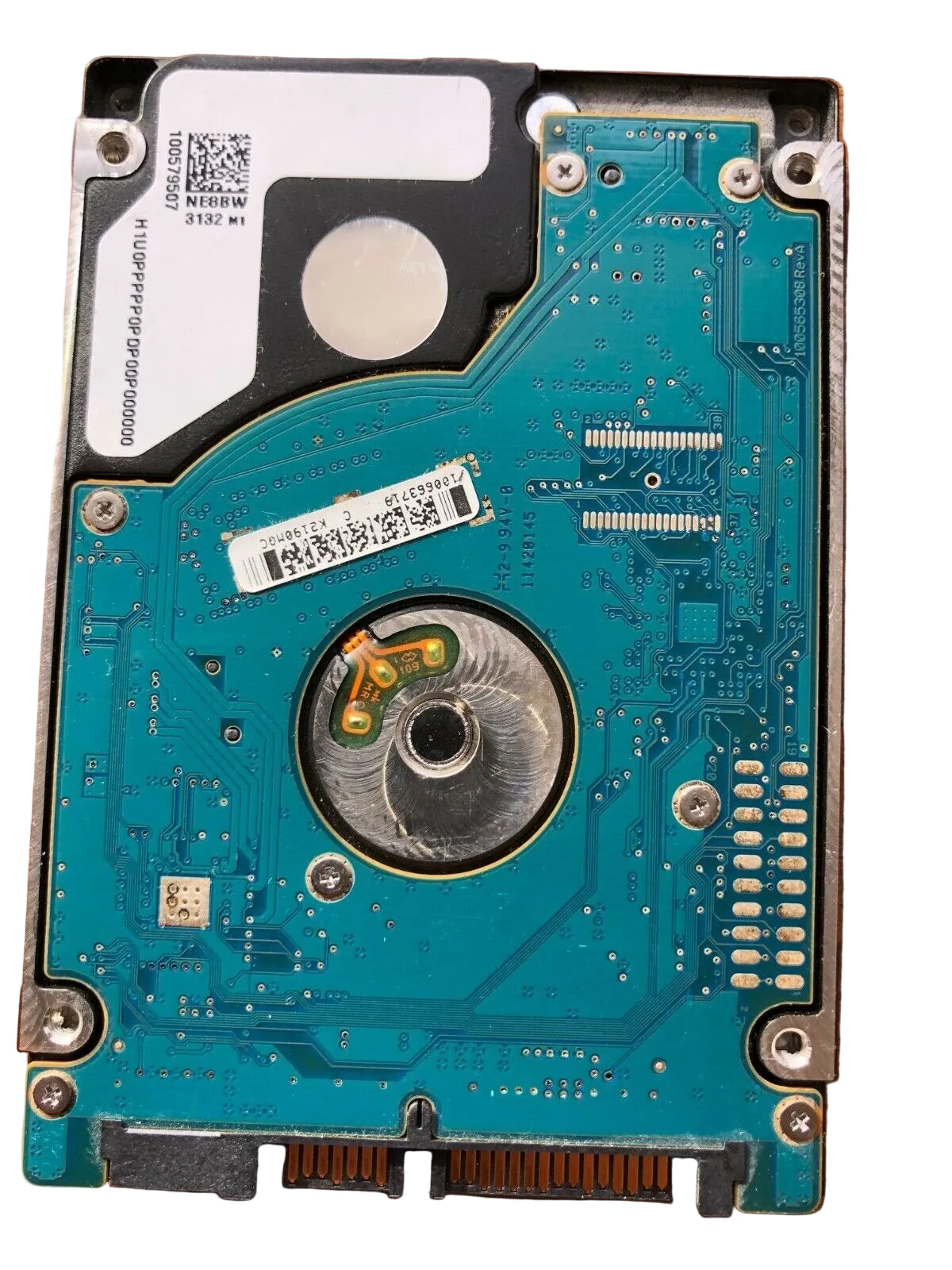 ST9500325ASG – 100565308 Rev A – S/N: 5VEMS5AE – P/N: 9KAG34-043 – F/W: 0009APM1 – Site: WU – Date: 12204 – 500GB – 2.5" – SATA