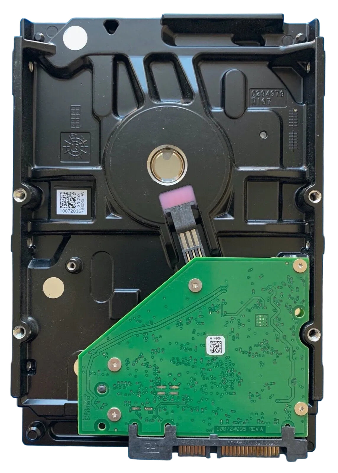 ST1000DM003 – 100724095 REV A – S/N: Z4Y2BAH8 – P/N: 1ER162-040 – F/W: AP14 – Site: TK – Date: 15123 – 1TB – 3.5" – SATA