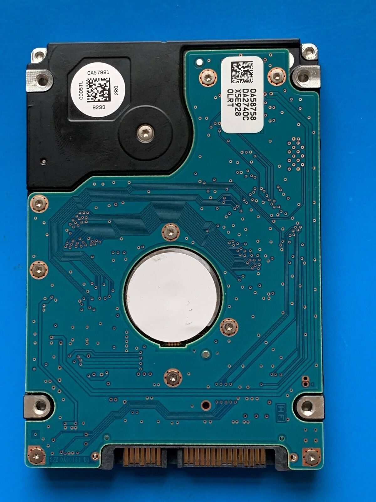 HTS545032B9SA02 – 0A58758 DA2740 - 0A70463 – DA3031 – 320GB – 2.5" – SATA