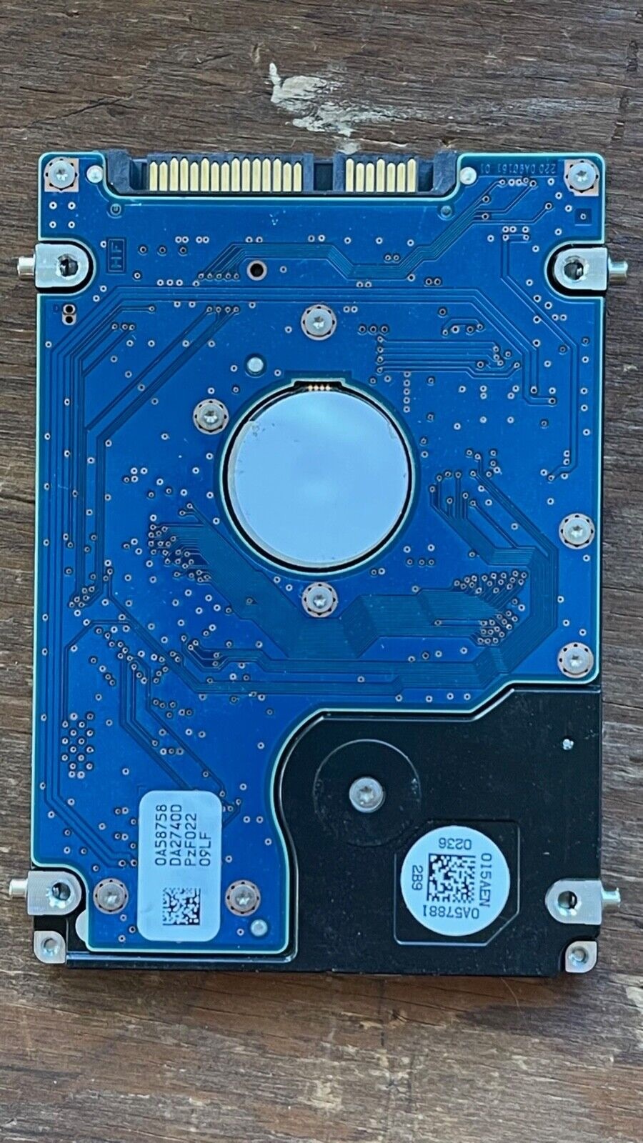 HTS545025B9SA02 – 0A58758 DA2740 – HDD:5K500.B-250 – TS5SAA250 – DA3350 – P/N: 0A78252 – 250GB – 2.5" – SATA