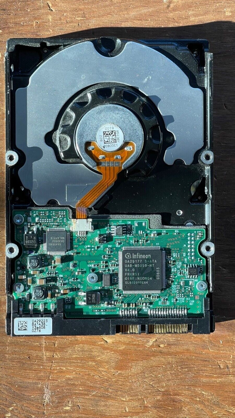 HDT722516DLA380 – 0A29223 BA1438 – 0A31637 – BA1769 – 164GB – 3.5" – SATA