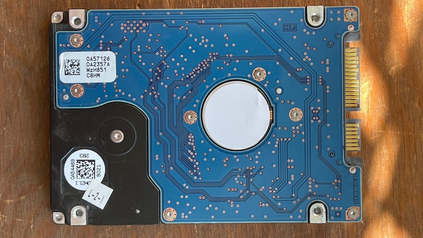 HTS543232L9SA0 – 0A57126 DA2357 – DA2834 – P/N: 0A72033 – 320GB – 2.5" – SATA