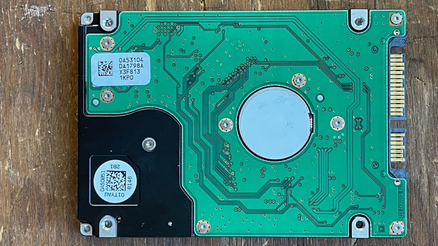 HTS722020K9SA00 – 0A53104 DA1798 – HDD: 7K200-200 – DA2163 – P/N: 0A53590 – 200GB – 2.5" – SATA