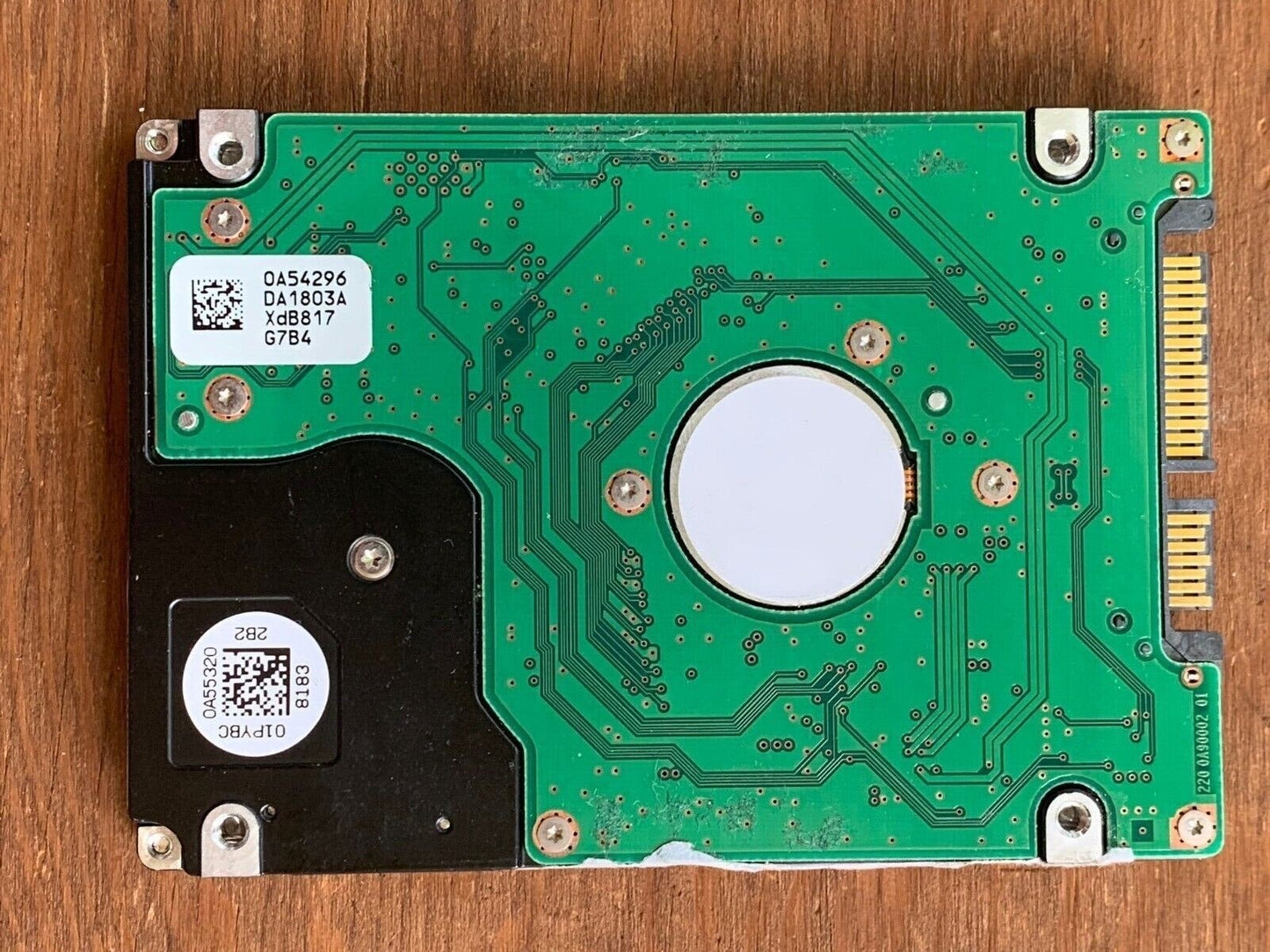HTS542525K9SA00 – 0A54296 DA1803 – HDD:5K250-250 – DA2153 – P/N: 0A54916 – 250GB – 2.5" – SATA